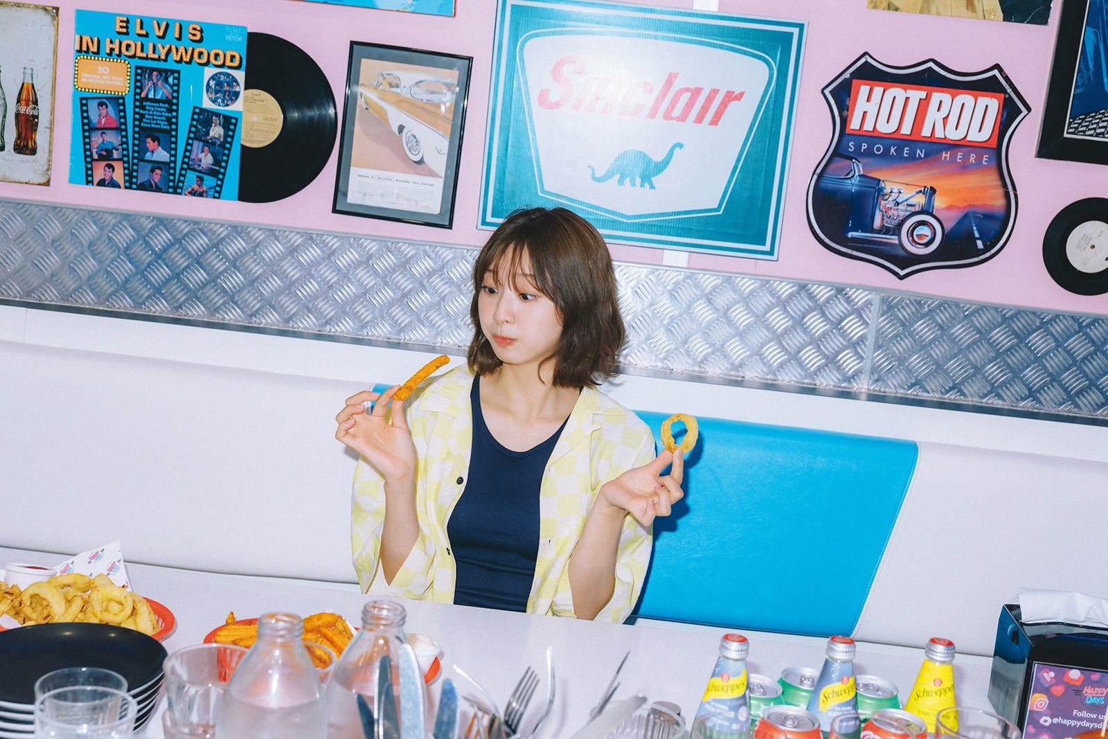 富田鈴花 撮影／峠雄三（C）光文社