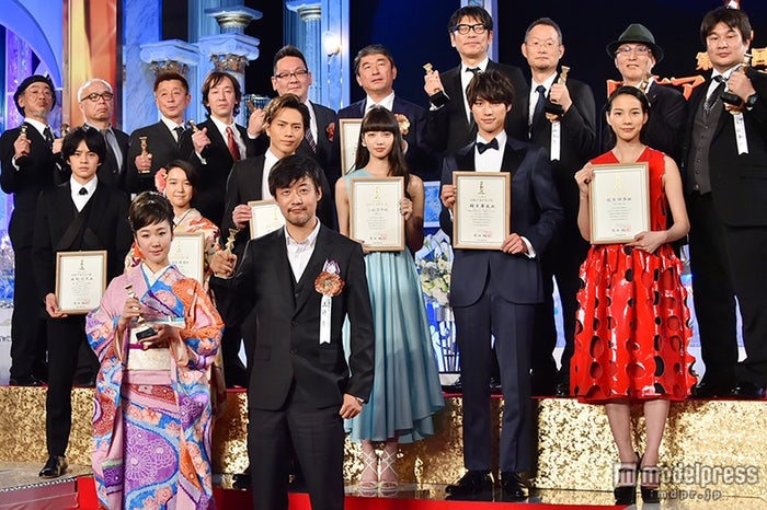 岡田准一 井ノ原快彦の言葉に感謝 年間色々あった 史上初のw受賞に 覚悟 を語る モデルプレス 岡田准一 井ノ原快彦の言葉に感謝 年間色々あった 史上初のw受賞に 覚悟 を語る モデルプレス