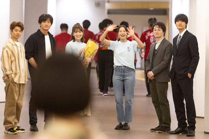 矢本悠馬、野村周平、優希美青、広瀬すず、森永悠希、佐野勇斗「ちはやふる−めぐり−」最終話(C)日本テレビ