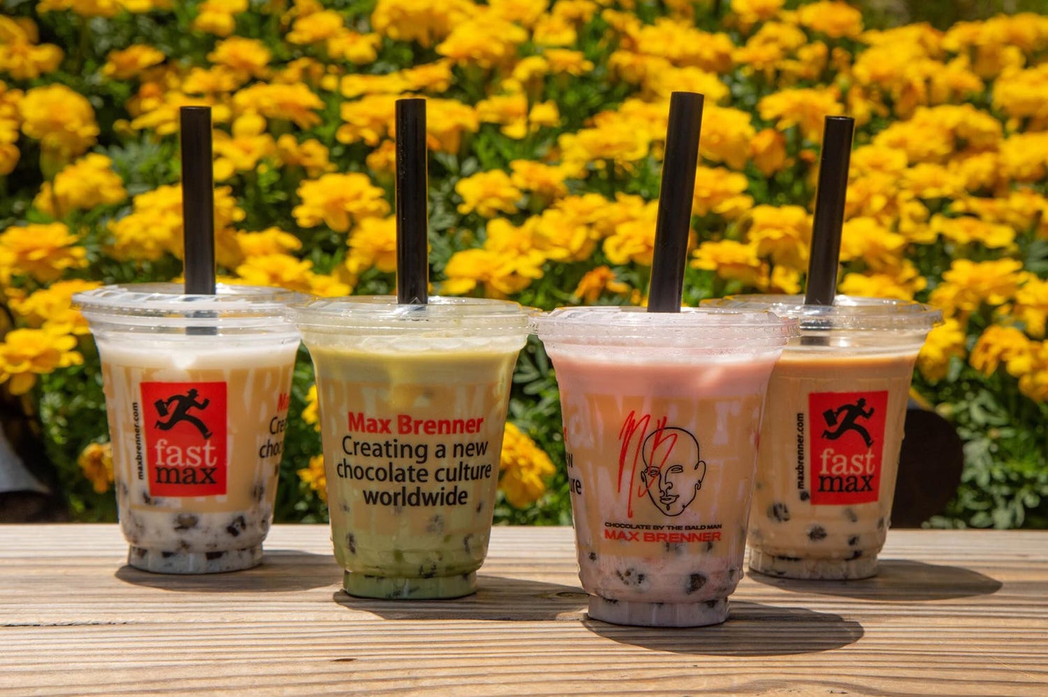 マックスブレナー「タピオカホワイトチョコレートドリンク」 アイスモンスターとの夏限定かき氷も