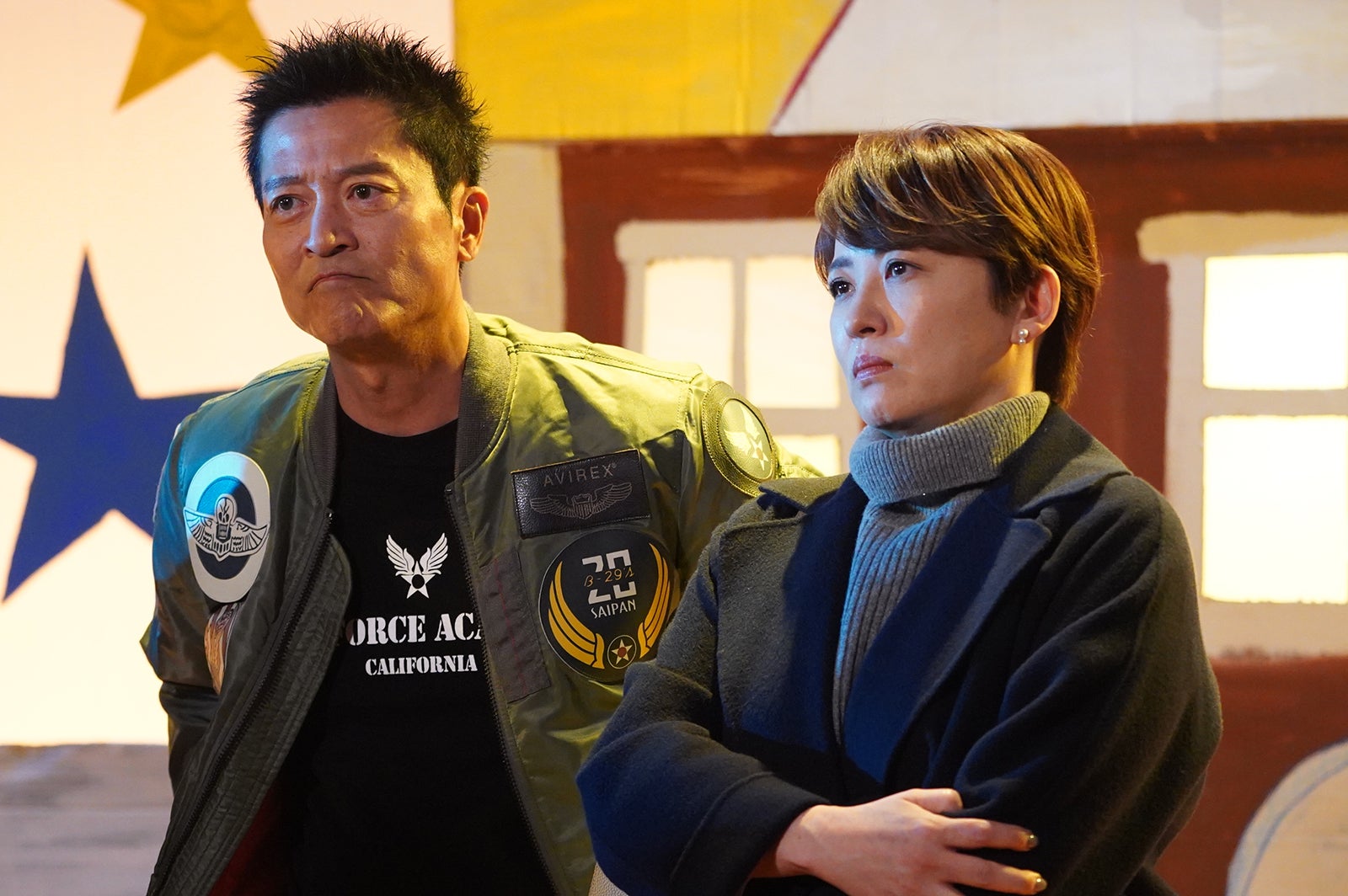 寺脇康文、鈴木砂羽「相棒season22」第10話 元日スペシャルより（C）テレビ朝日