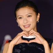 嵐 相葉雅紀 榮倉奈々との 緊張のキスシーン を振り返る モデルプレス 嵐 相葉雅紀 榮倉奈々との 緊張のキスシーン を振り返る モデルプレス