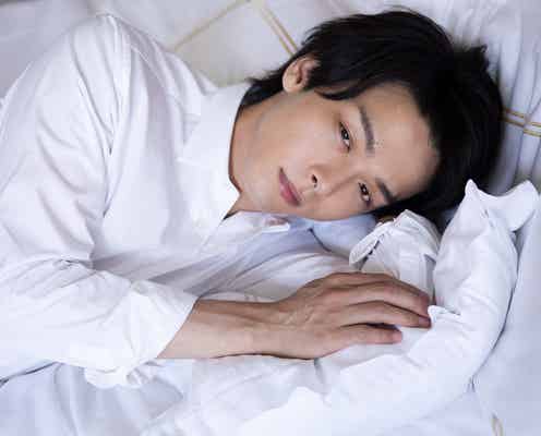 蜷川実花、中村倫也・菅田将暉ら“色男”26人を怪しく撮り下ろし<悪い男>