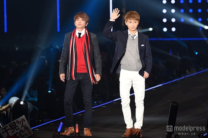 西島隆弘(左)&與真司郎