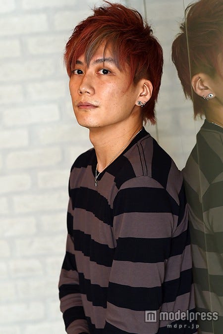 Gt. Kei(リーダー)、Birthday:4/12、Type of blood:B