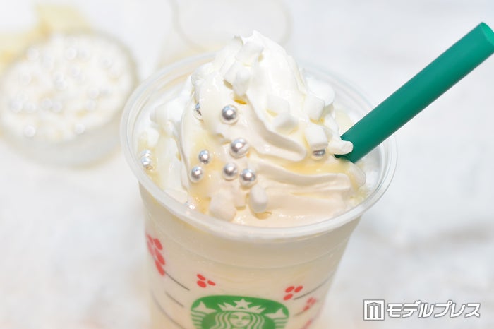 きらきらのシルバートッピングが可愛い!マシュマロもオン (C)ビューティーガール