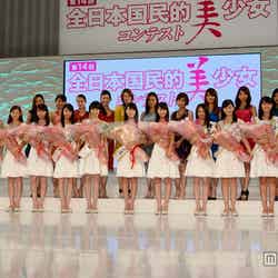 「第14回全日本国民的美少女コンテスト」本選大会の模様