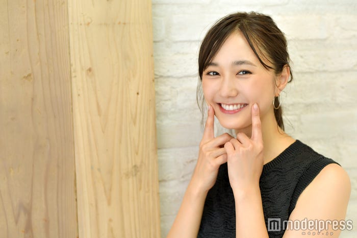 鈴木友菜(C)モデルプレス