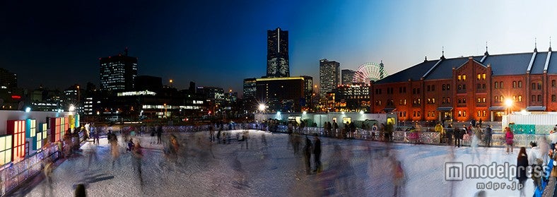 Art Rink in 横浜赤レンガ倉庫「氷上のフルーツポンチ」／画像提供：横浜赤レンガ