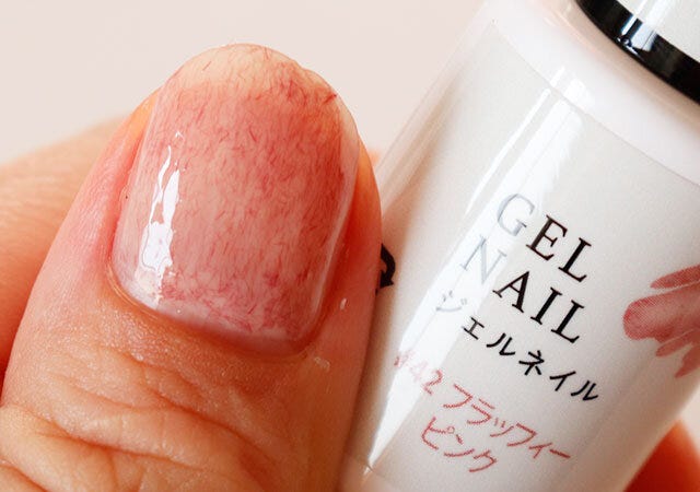 100均　ダイソー　ジェルネイル　DA41　DA42　LEDライト　UVライト　硬化