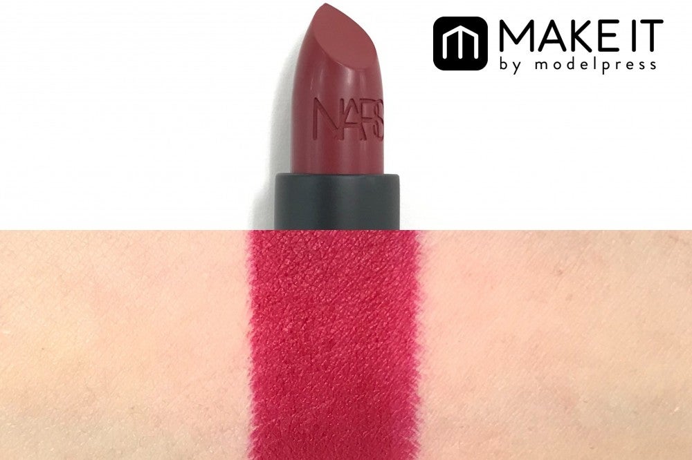 NARS リップスティック／2979／3,300円（税抜） (C)メイクイット