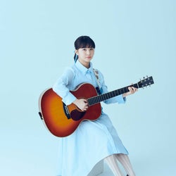 坂口有望、初のバンド編成全国ツアーファイナルで爽やかな恋ソング「ワンピース」の配信リリースを発表