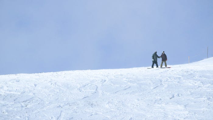 良い感じの2人だが…安未、貴之「TERRACE HOUSE OPENING NEW DOORS」12th WEEK(C)フジテレビ/イースト・エンタテインメント