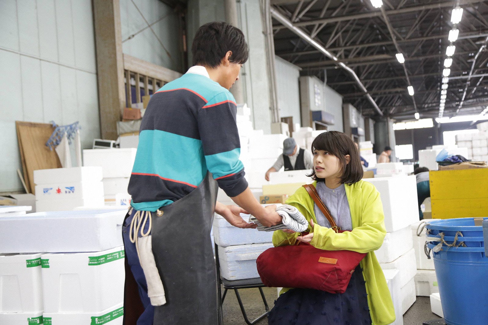 高杉真宙、岸井ゆきの／「モンテ・クリスト伯 ー華麗なる復讐ー」第4話より（C）フジテレビ