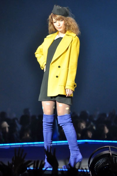 新品佐々木希直筆サイン入り写真集 握手会TGC佐藤健藤井リナ 新品佐々木希直筆サイン入り写真集 握手会TGC佐藤健藤井リナ