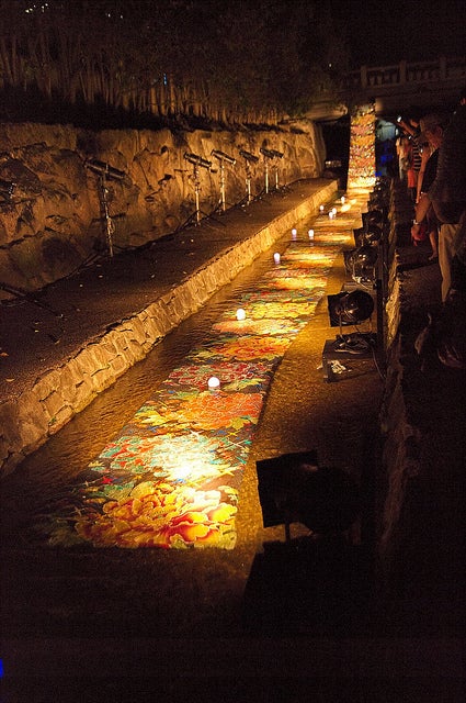 「光の友禅流し」／photo by Kyoto-Picture