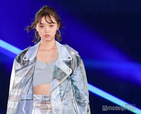 江野沢愛美、美くびれあらわな斬新コーデで魅了<TGC北九州2018>