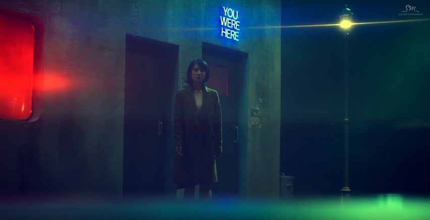 桜庭ななみ出演のEXO「For Life」MVより