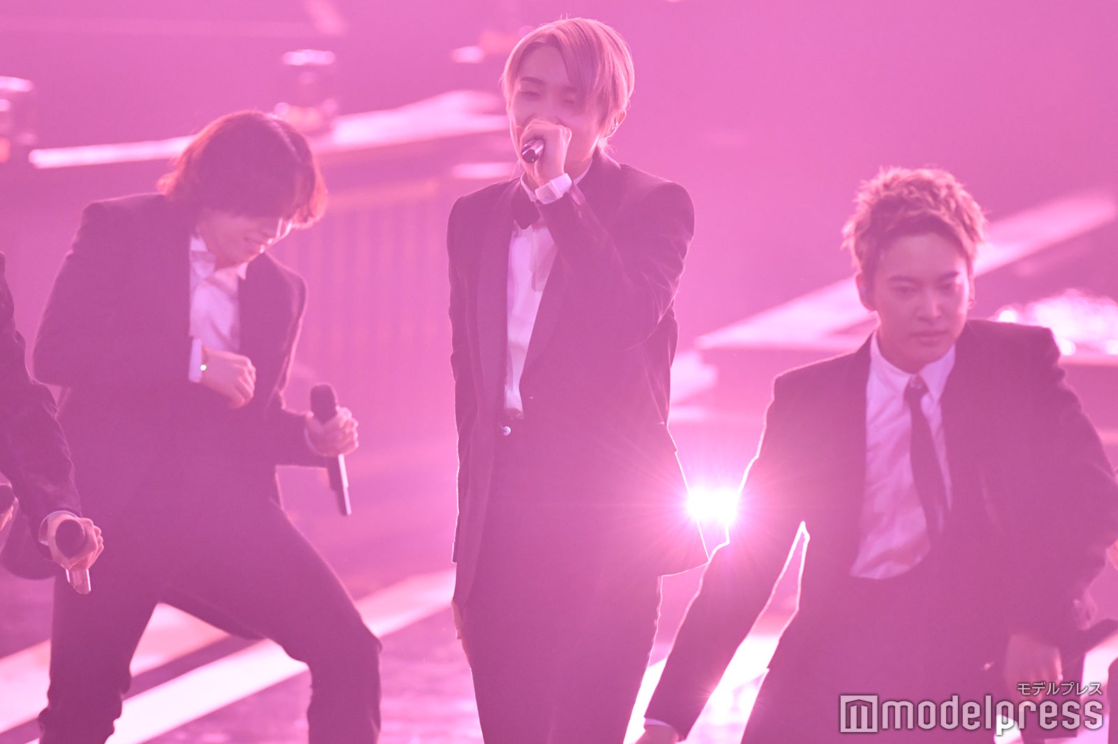 （C）モデルプレス