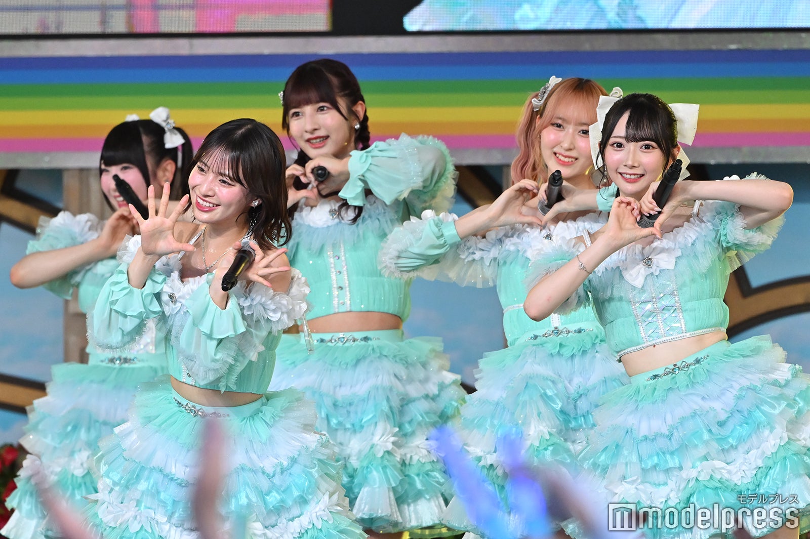 ≠ME（C）モデルプレス