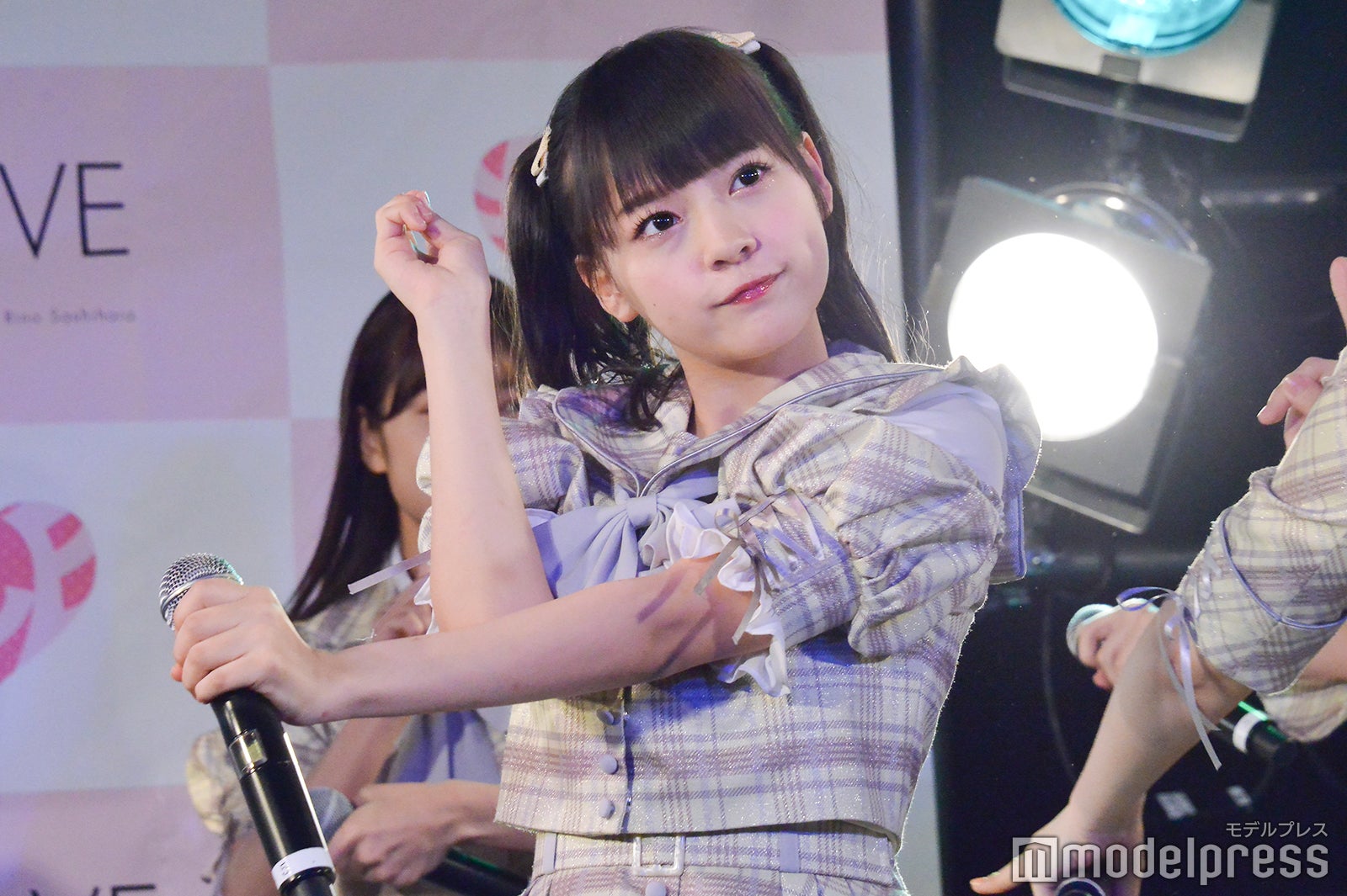 齊藤なぎさ／新曲「探せ ダイヤモンドリリー」生パフォーマンス （C）モデルプレス