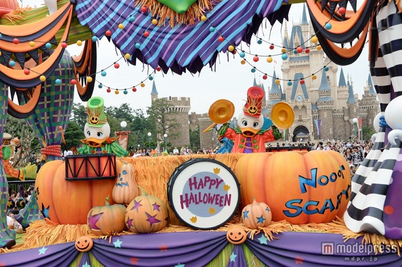 「ハッピーハロウィーンハーベスト」ヒューイ、ドューイ、ルーイ