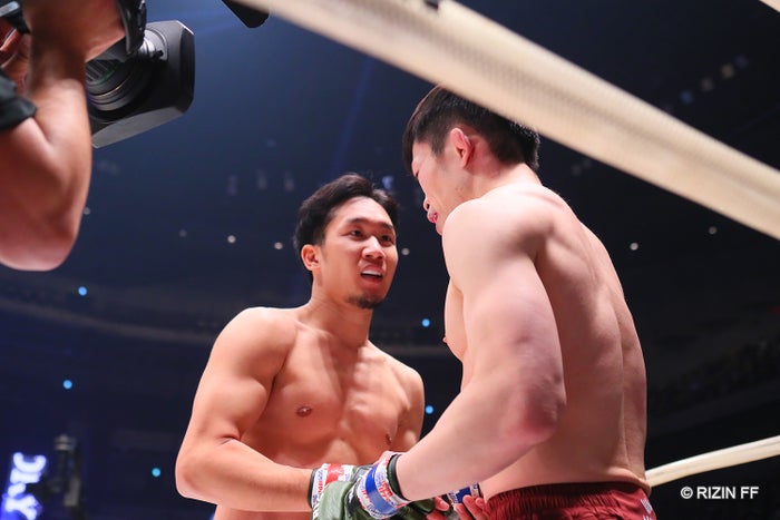 Rizin26 朝倉未来 痛烈ハイキックで勝利 敗北から40日で華麗なる復活 モデルプレス Rizin26 朝倉未来 痛烈ハイキックで勝利 敗北から40日で華麗なる復活 モデルプレス