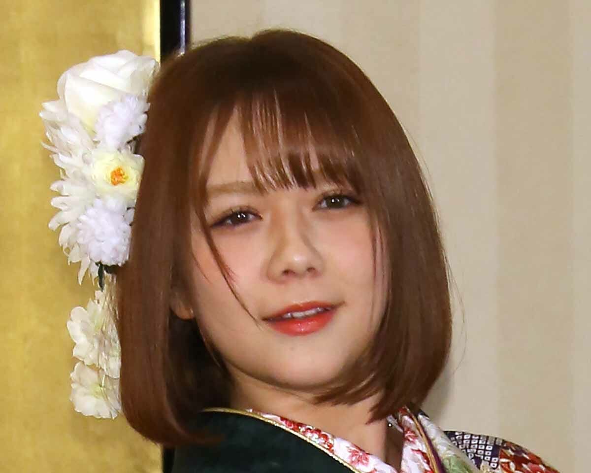 村重杏奈 指原莉乃 宮脇咲良から貰ったドレス 世界一可愛かった デザインの裏話に感動 モデルプレス