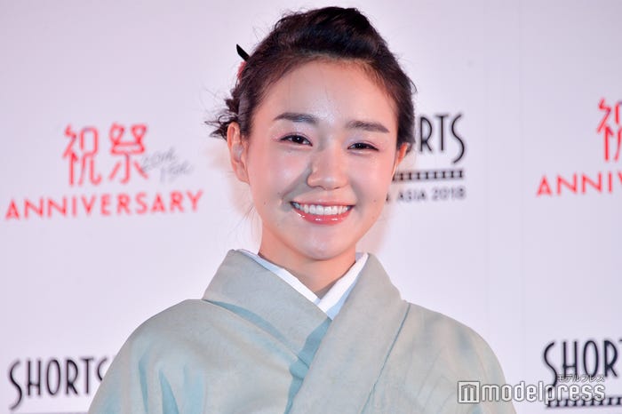 あなたの番です 尾野ちゃん役が話題の奈緒 自然体の美貌と怪演のギャップ 略歴 プロフィール モデルプレス あなたの番です 尾野ちゃん役が話題の奈緒 自然体の美貌と怪演のギャップ 略歴 プロフィール モデルプレス