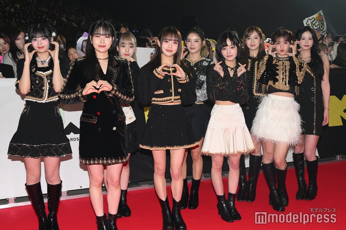 ME:I/RINON、MOMONA、AYANE、KEIKO、MIU、SHIZUKU、SUZU、RAN、KOKONA ※TSUZUMI、COCOROは欠席(C)モデルプレス