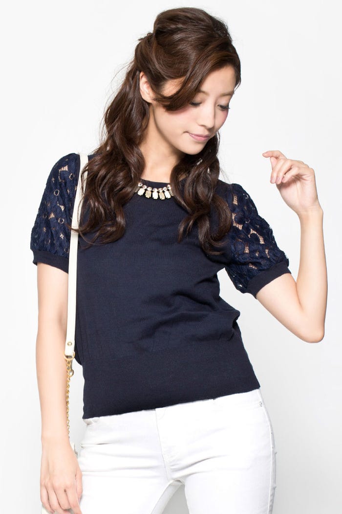 袖レースニット「DEPARTMENT」3,980円(税込)