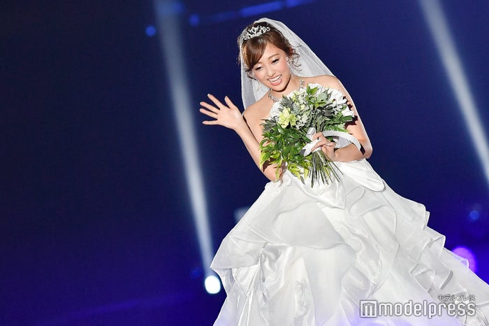 菊地亜美 ウェディングドレスで Tgc 初登場 Tgc熊本19 モデルプレス 菊地亜美 ウェディングドレスで Tgc 初登場 Tgc熊本19 モデルプレス