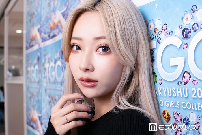 「小悪魔ageha」PyunA.、ノーマルカメラ撮影の接近ショット披露「加工不要の可愛さ」「美人感増してる」の声