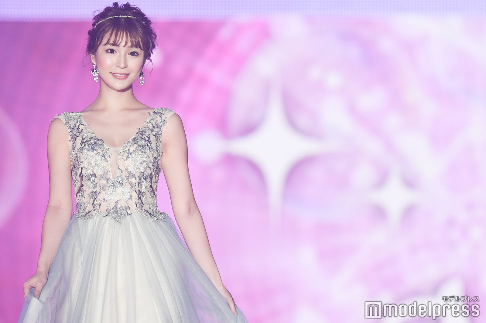 椎名美月 （C）モデルプレス