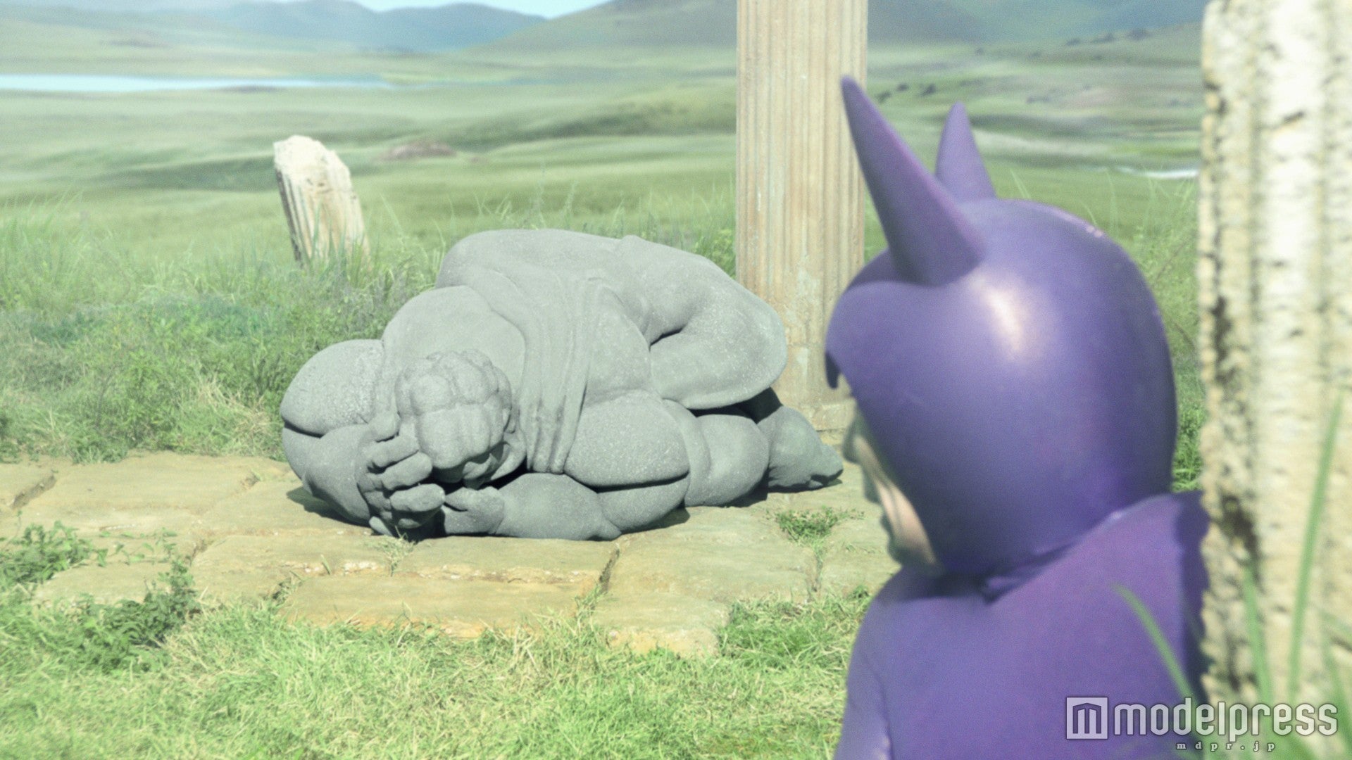 「うごくせきぞう先輩」篇（C）2015，2016 ARMOR PROJECT／BIRD STUDIO／SQUARE ENIX All Rights Reserved. 