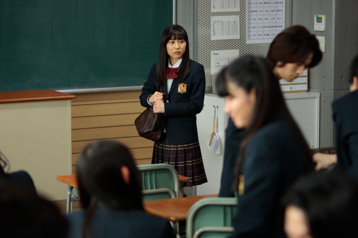 芦田愛菜「最高の教師 1年後、私は生徒に■された」第2話より(C)日本テレビ