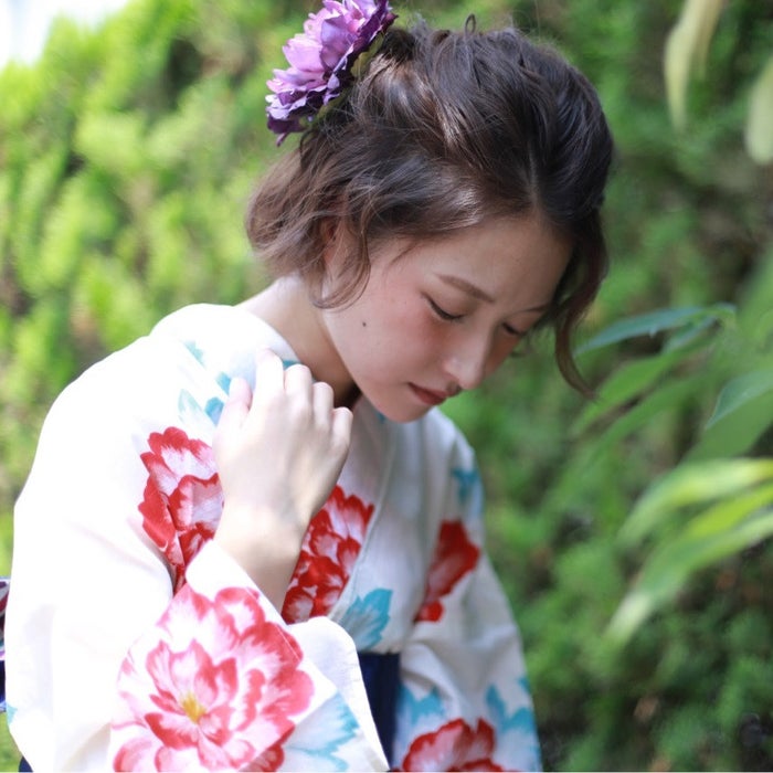 浴衣に合うお団子 編み込みなどのヘアアレンジ15選 モデルプレス 浴衣に合うお団子 編み込みなどのヘアアレンジ15選 モデルプレス