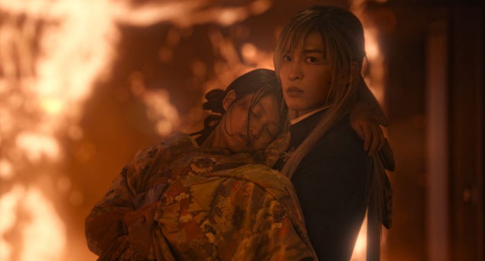 今田美桜、目黒蓮(C)2023 映画『わたしの幸せな結婚』製作委員会