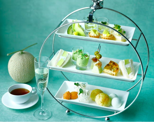 メロンアフタヌーンティー スパークリングワイン付き／画像提供：ホテル小田急サザンタワー