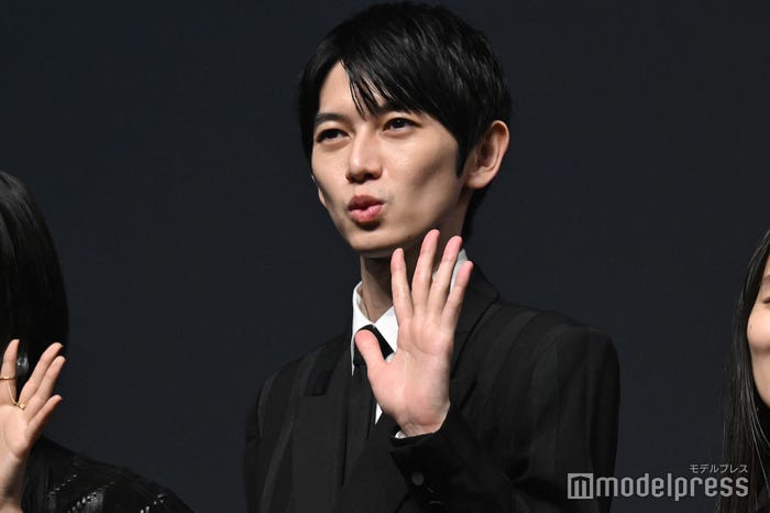 本郷奏多(C)モデルプレス