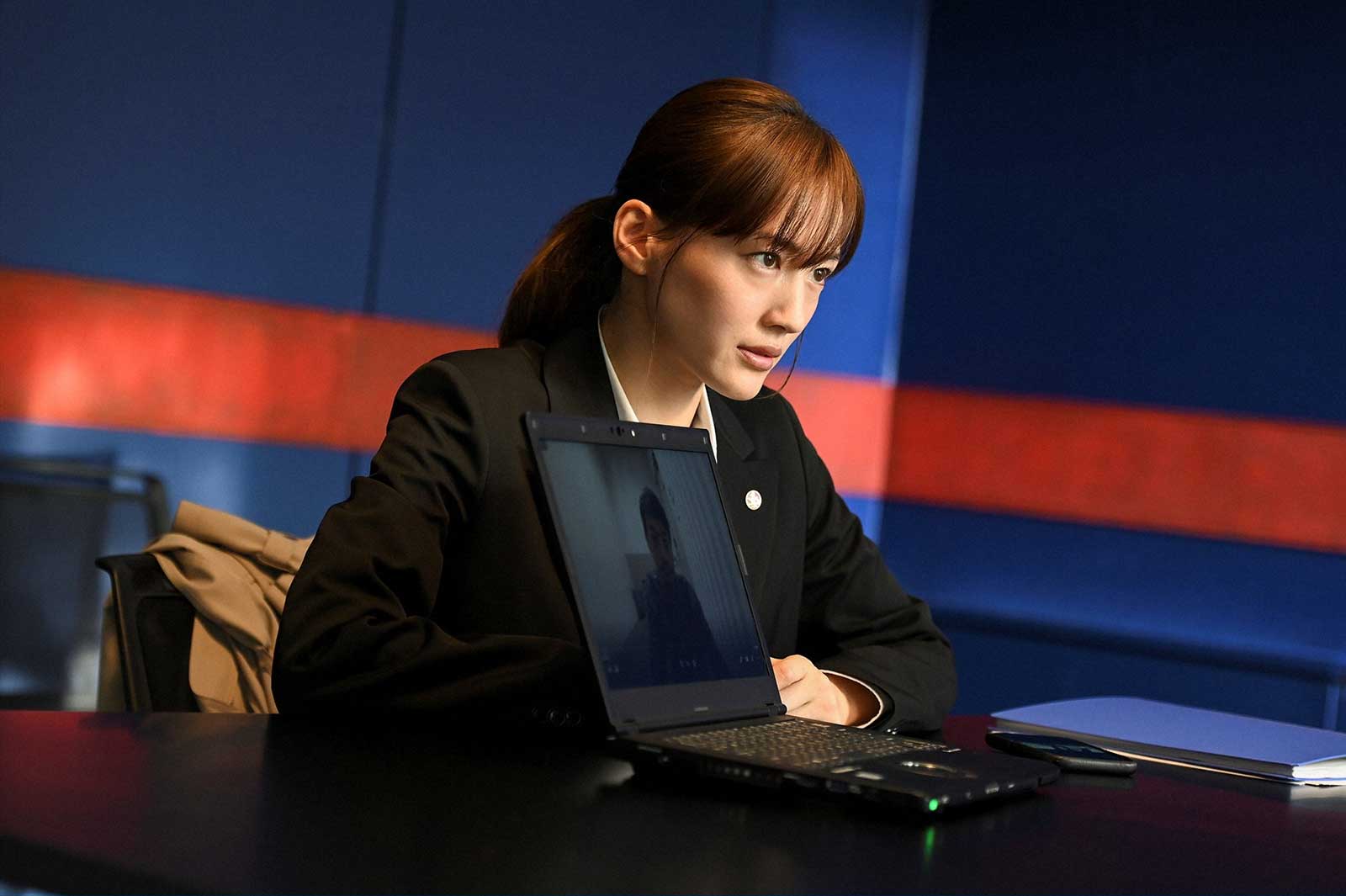 綾瀬はるか「天国と地獄 ～サイコな2人～」最終話より（C）TBS