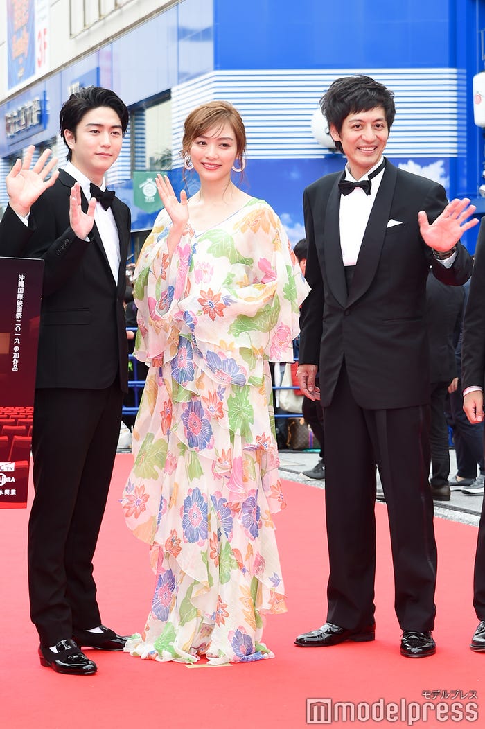 稲葉友、内田理央、村田秀亮(C)モデルプレス