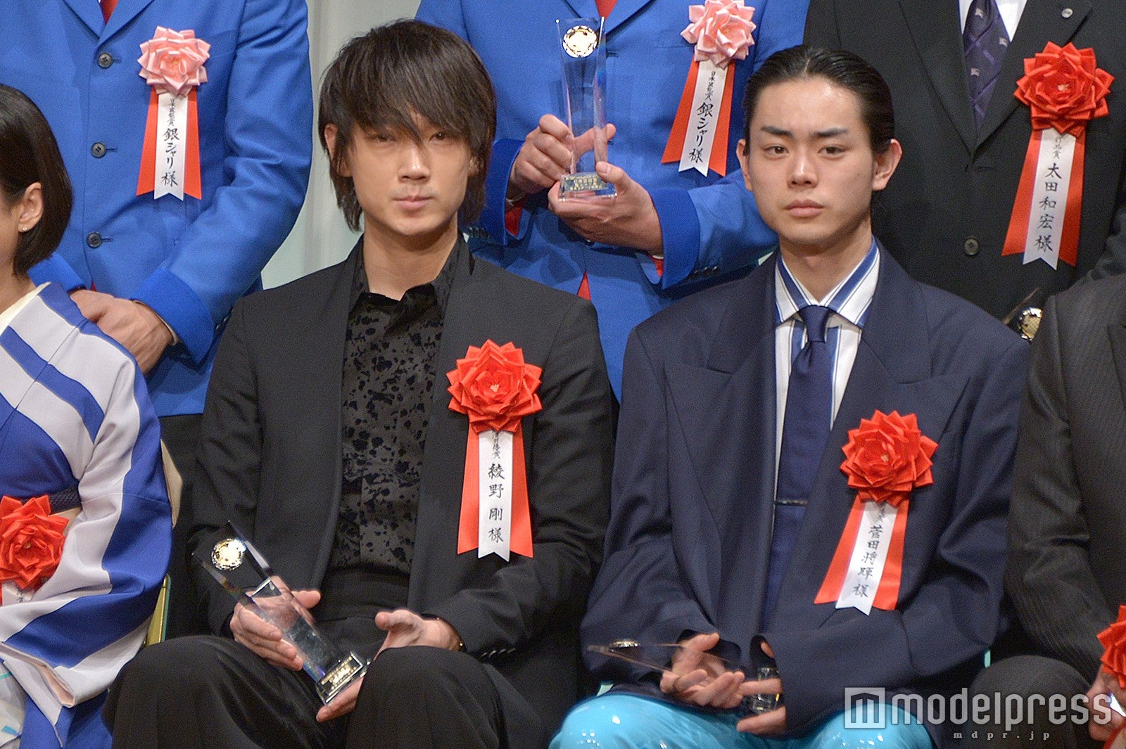 綾野剛＆菅田将暉（C）モデルプレス