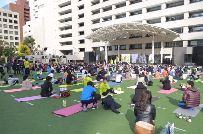 「AYA’S WORKOUT LIVE in FUKUOKA 2018」の様子(提供写真)