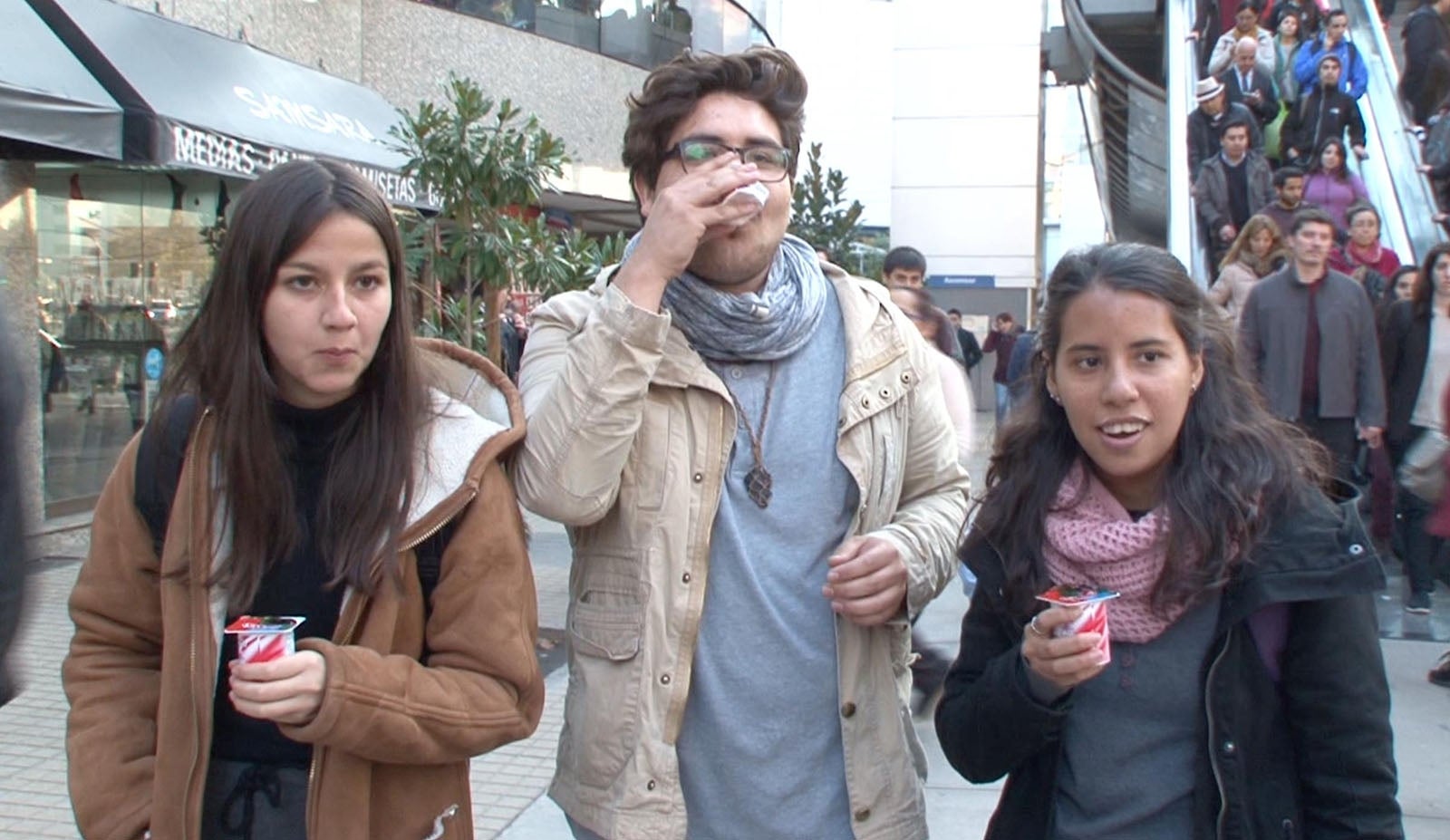 チリではヨーグルトは飲み物？（画像提供：毎日放送）