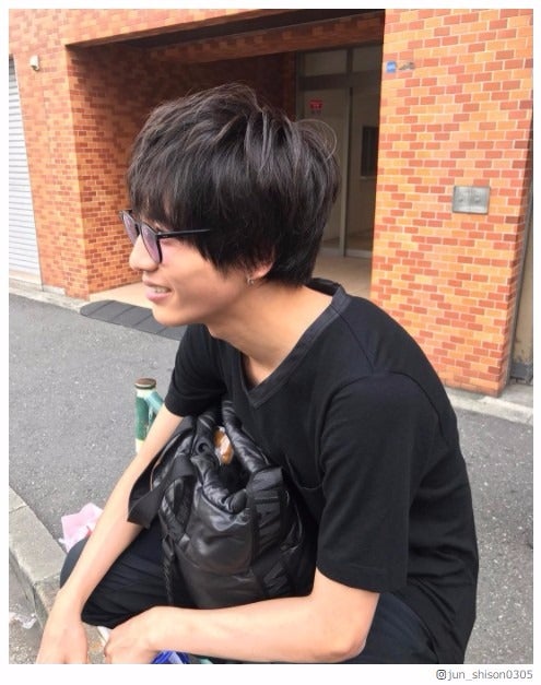 志尊淳、黒髪にガラリイメチェン「かっこよすぎて直視できない」悶絶の声相次ぐ