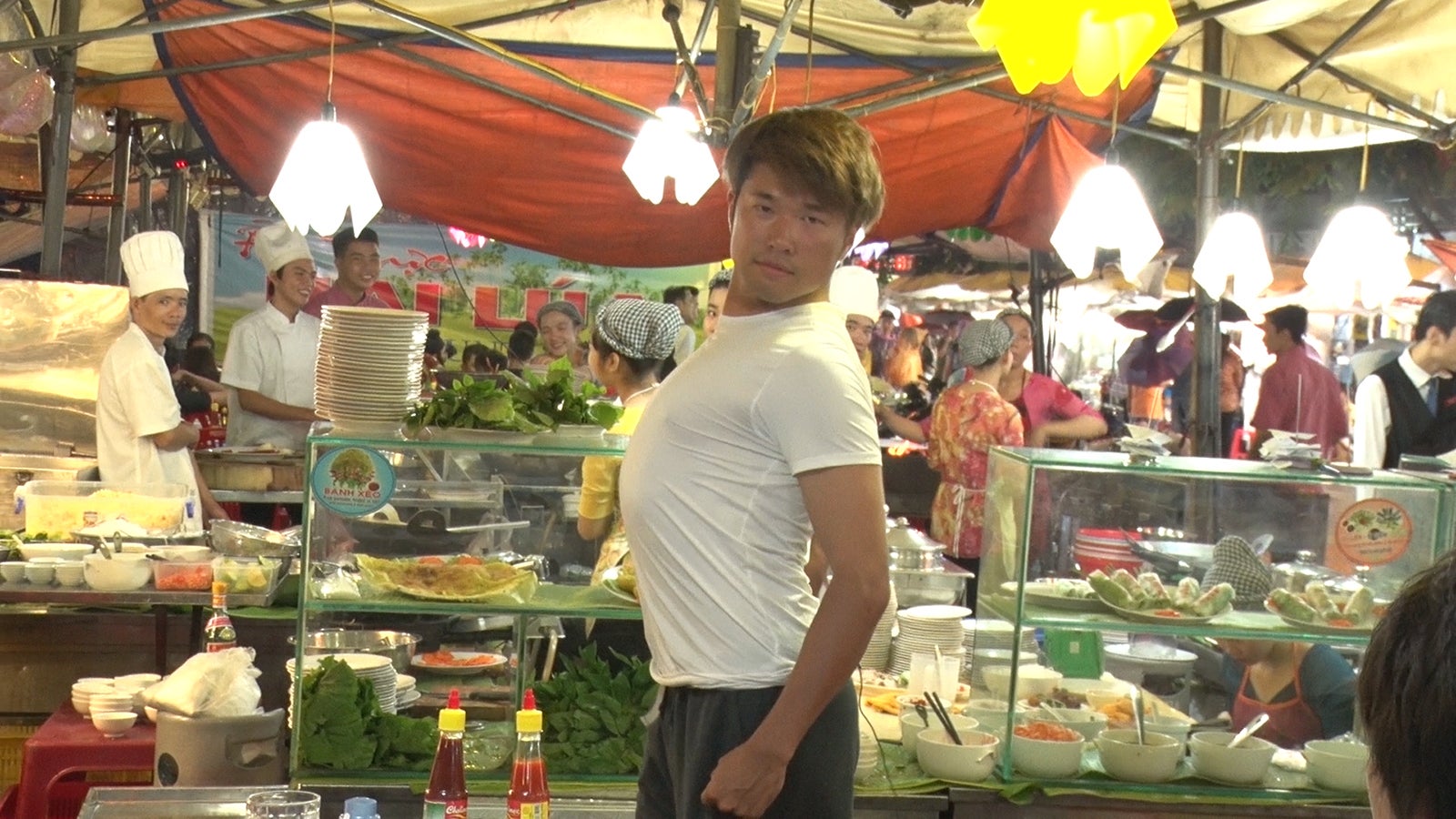 ハト胸／「あいのり：Asian Journey」第5話より（C）フジテレビ