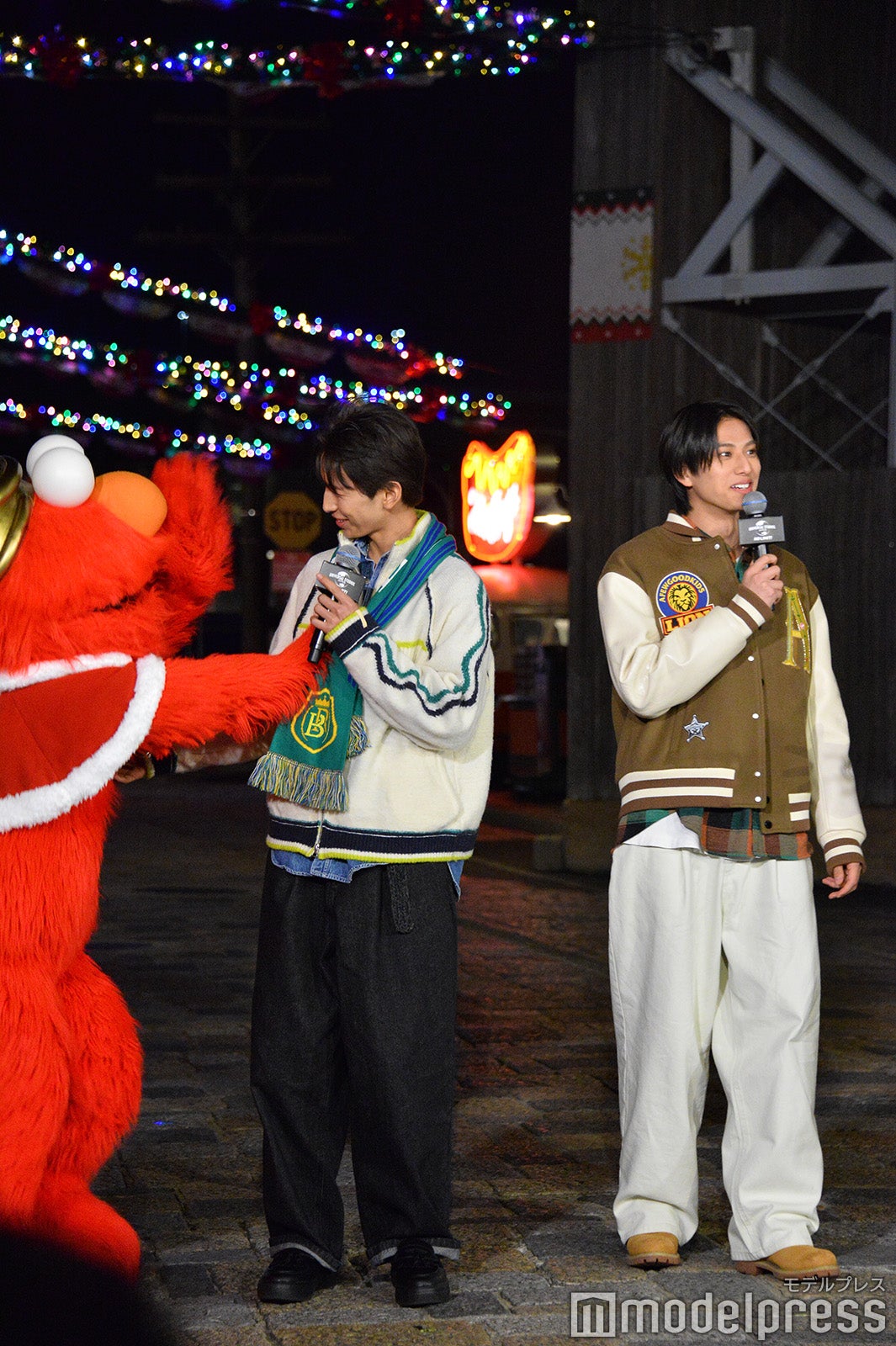 （右から）阿久根温世、竹野世梛（C）モデルプレス