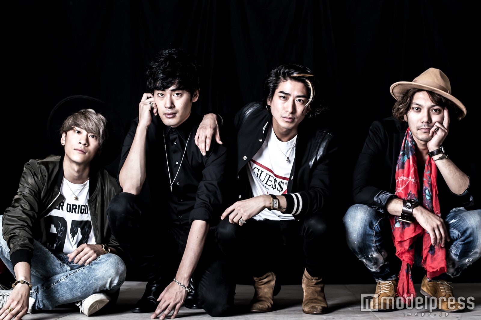 （左から）謙二、秋気、悠、兆志（C）モデルプレス