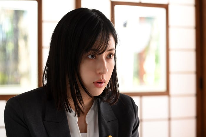 松本若菜「ダブルチート 偽りの警官 Season1」第5話より(C)テレビ東京 WOWOW